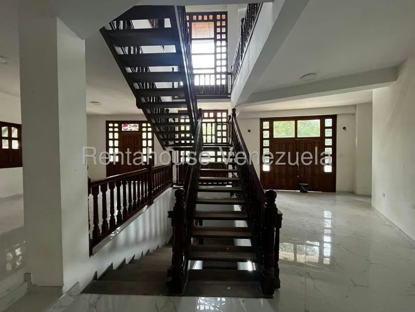 Casa (Multipes Niveles) en Venta en El Marques, Distrito Metropolitano - 11