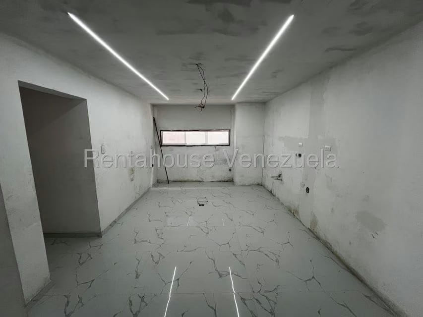 Casa (Multipes Niveles) en Venta en El Marques, Distrito Metropolitano - 13