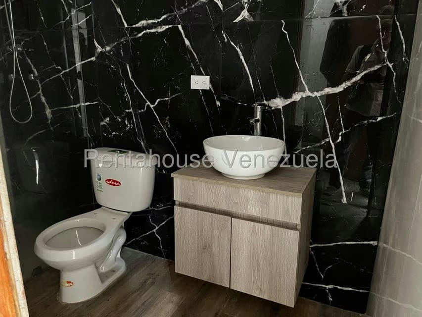 Casa (Multipes Niveles) en Venta en El Marques, Distrito Metropolitano - 17