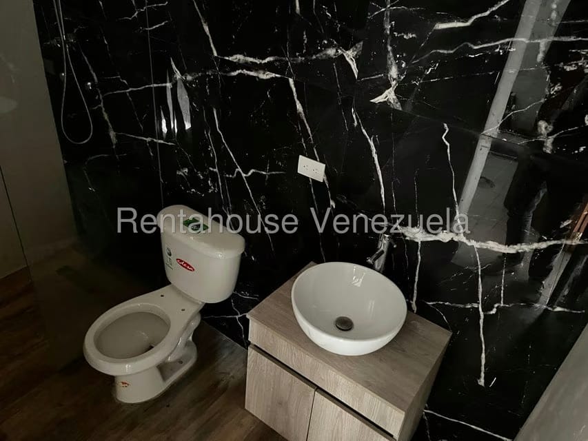 Casa (Multipes Niveles) en Venta en El Marques, Distrito Metropolitano - 18