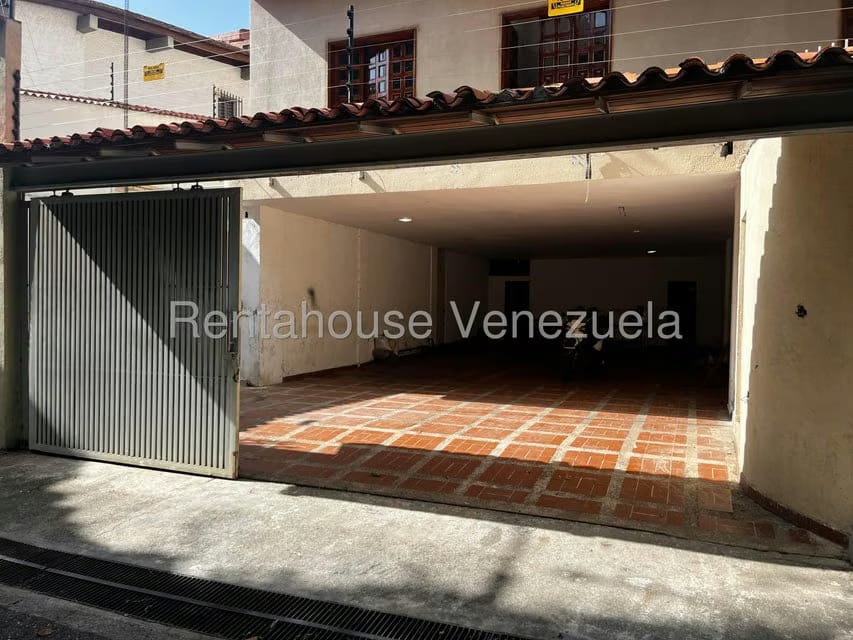 Casa (Multipes Niveles) en Venta en El Marques, Distrito Metropolitano - 3