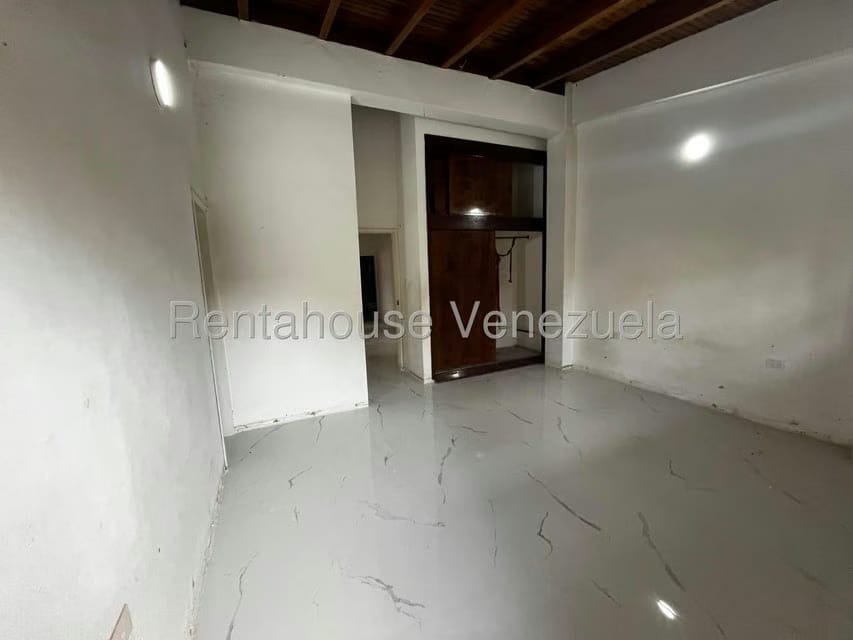 Casa (Multipes Niveles) en Venta en El Marques, Distrito Metropolitano - 27