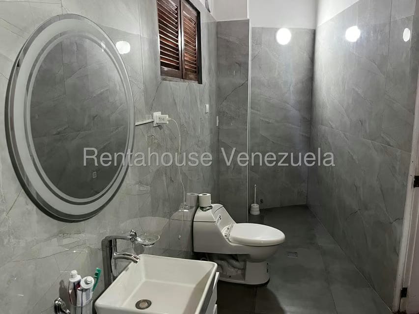Casa (Multipes Niveles) en Venta en El Marques, Distrito Metropolitano - 46