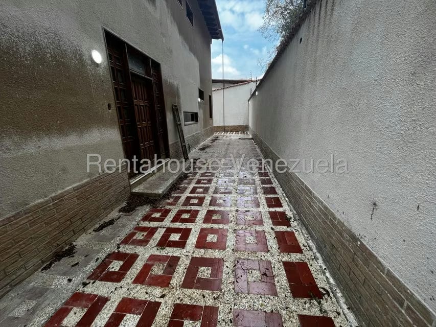 Casa (Multipes Niveles) en Venta en El Marques, Distrito Metropolitano - 54