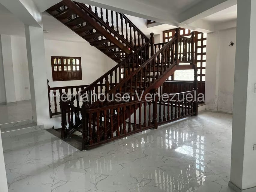 Casa (Multipes Niveles) en Venta en El Marques, Distrito Metropolitano - 8