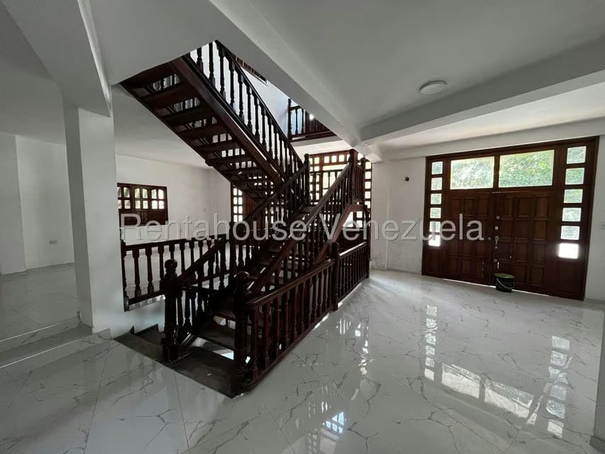 Casa (Multipes Niveles) en Venta en El Marques, Distrito Metropolitano - 9
