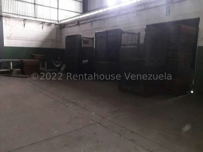 Comercial (Galpon - Deposito) en Venta en Los Naranjos, Miranda - 4