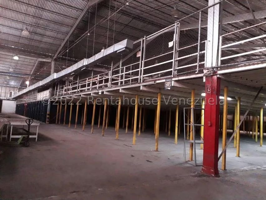 Comercial (Galpon - Deposito) en Venta en Los Naranjos, Miranda - 9