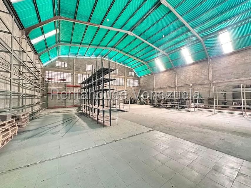 Comercial (Galpon - Deposito) en Alquiler en Zona Industrial 2, Lara - 7