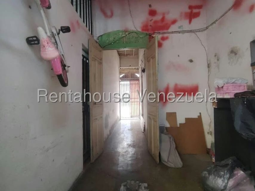 Comercial (Local Comercial) en Venta en Centro, Lara - 11