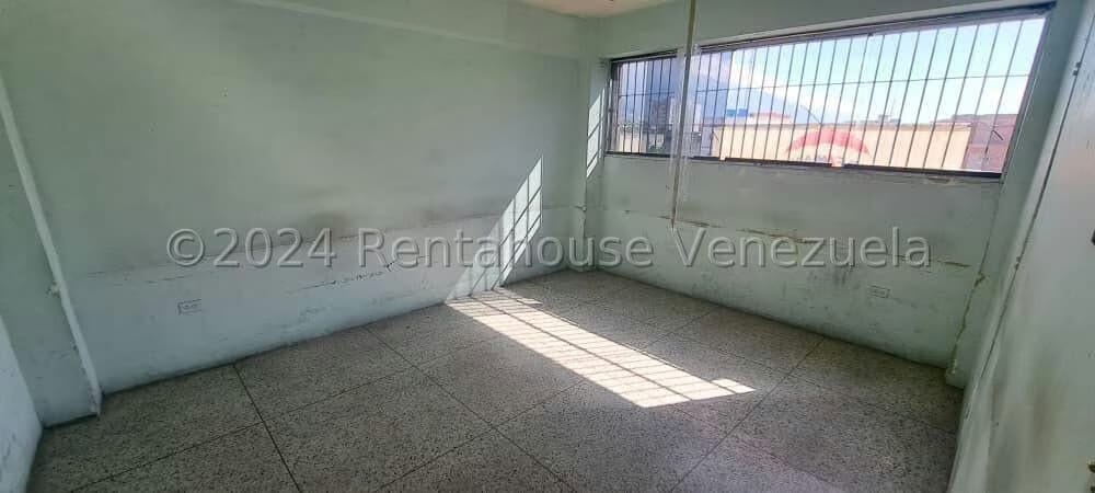 Comercial (Local Comercial) en Venta en Catia, Distrito Metropolitano - 12