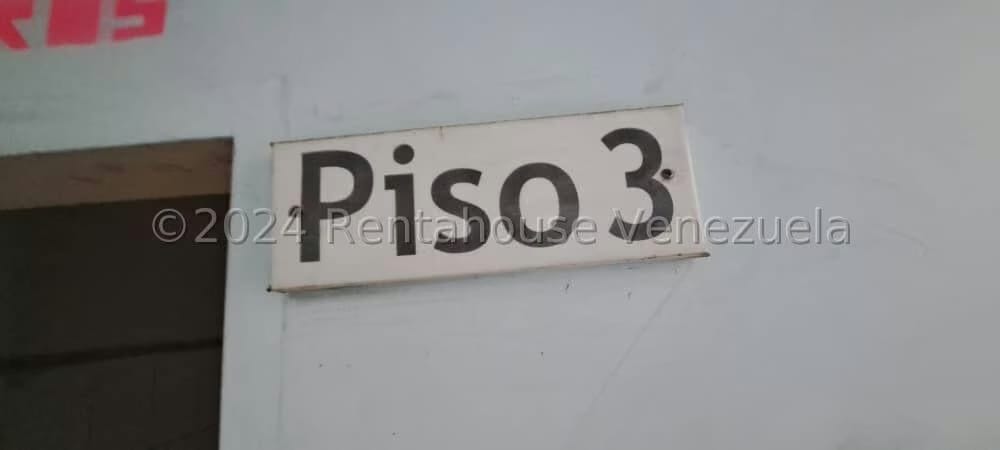 Comercial (Local Comercial) en Venta en Catia, Distrito Metropolitano - 16