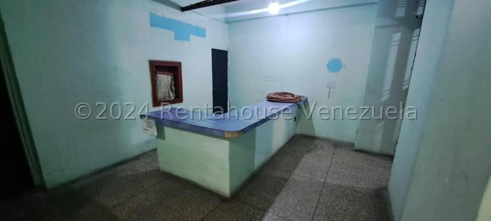 Comercial (Local Comercial) en Venta en Catia, Distrito Metropolitano - 23