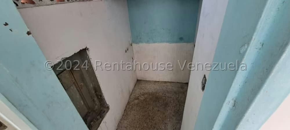 Comercial (Local Comercial) en Venta en Catia, Distrito Metropolitano - 24