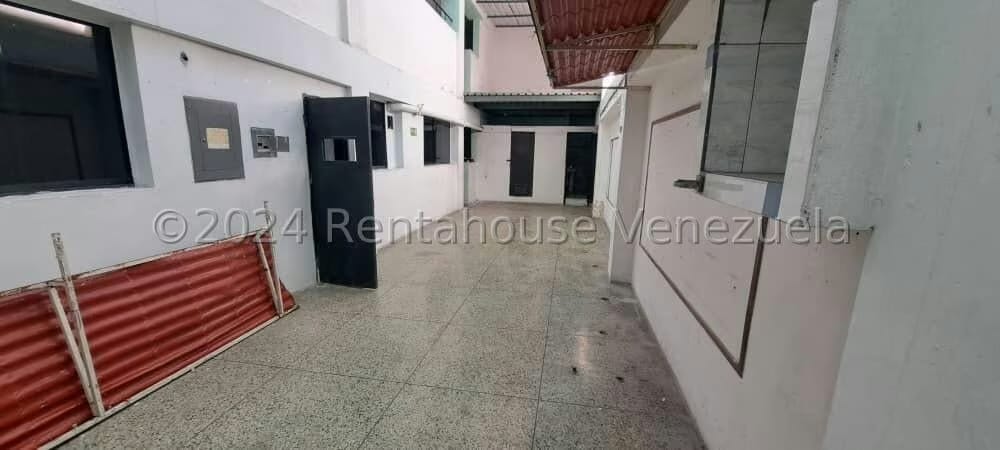 Comercial (Local Comercial) en Venta en Catia, Distrito Metropolitano - 25
