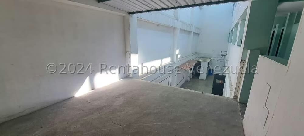 Comercial (Local Comercial) en Venta en Catia, Distrito Metropolitano - 26