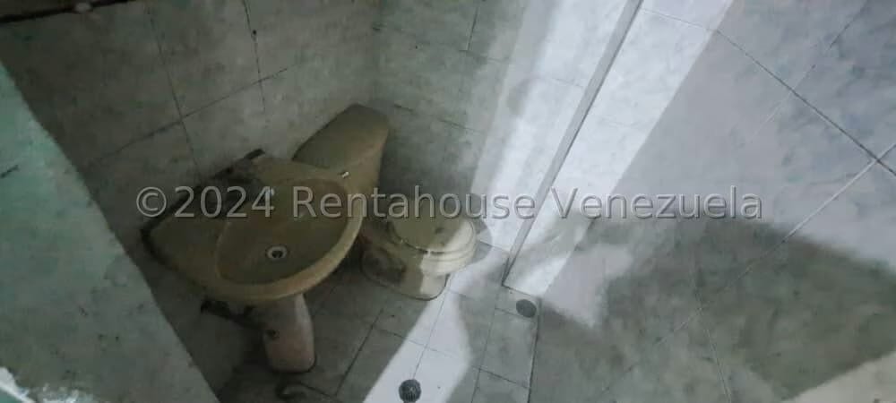 Comercial (Local Comercial) en Venta en Catia, Distrito Metropolitano - 39
