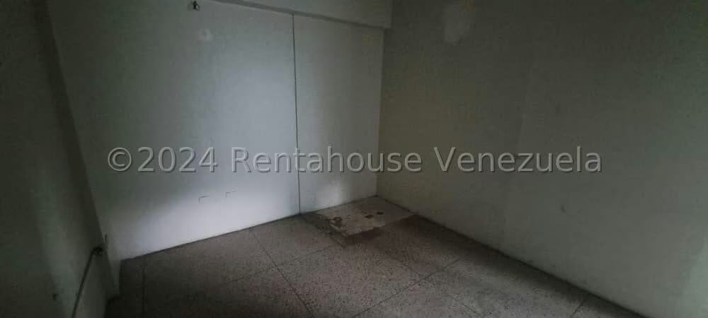 Comercial (Local Comercial) en Venta en Catia, Distrito Metropolitano - 43