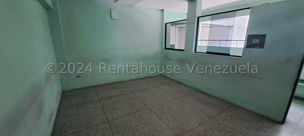 Comercial (Local Comercial) en Venta en Catia, Distrito Metropolitano - 44