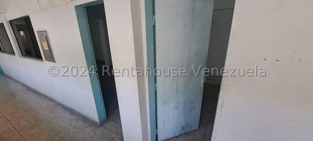 Comercial (Local Comercial) en Venta en Catia, Distrito Metropolitano - 45
