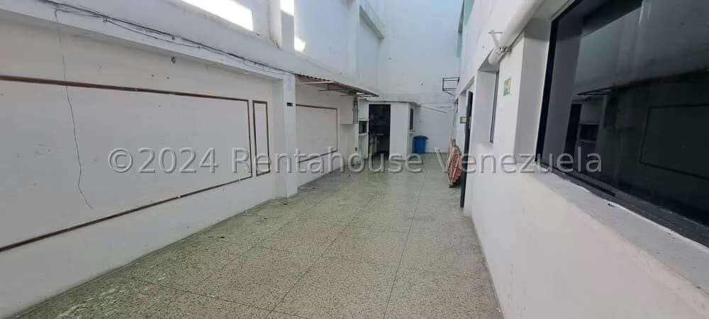 Comercial (Local Comercial) en Venta en Catia, Distrito Metropolitano - 61