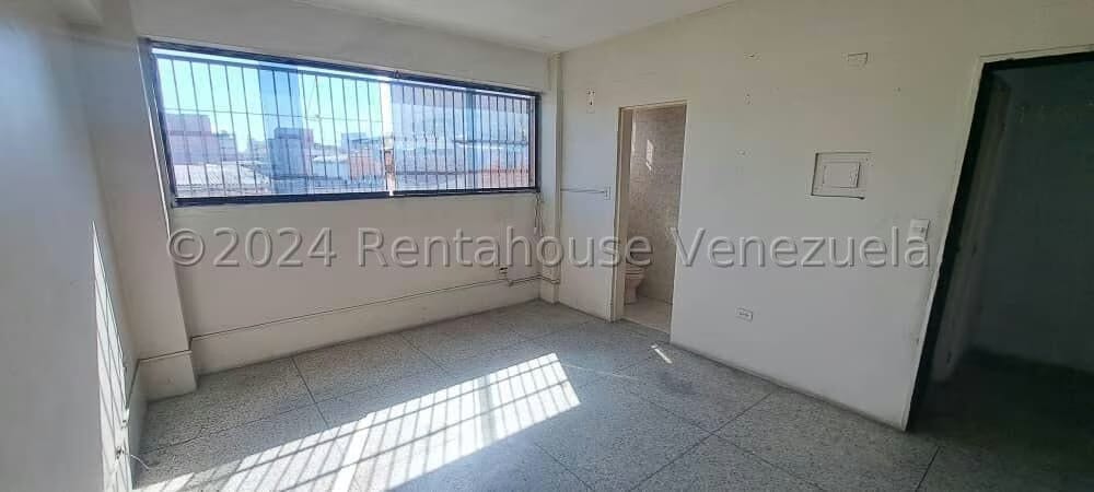 Comercial (Local Comercial) en Venta en Catia, Distrito Metropolitano - 67