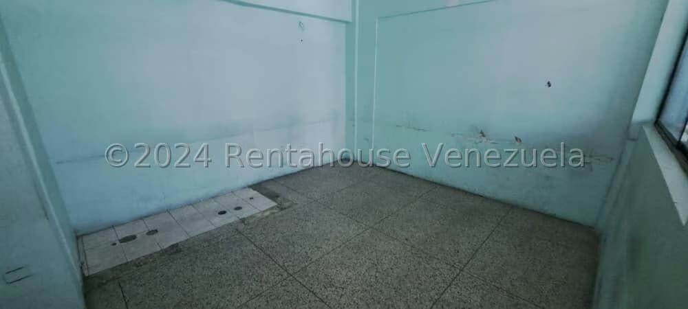 Comercial (Local Comercial) en Venta en Catia, Distrito Metropolitano - 86