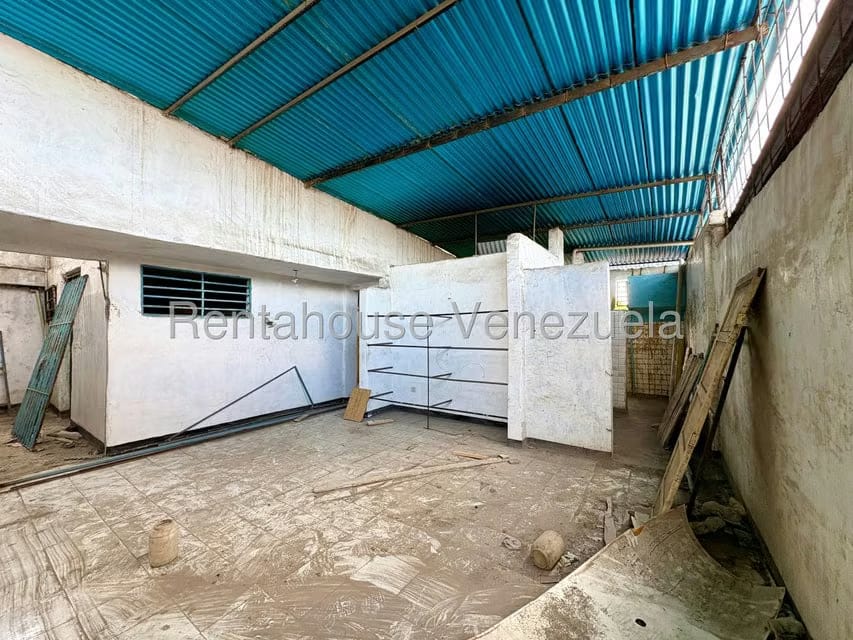 Comercial (Edificio) en Venta en Centro, Lara - 12