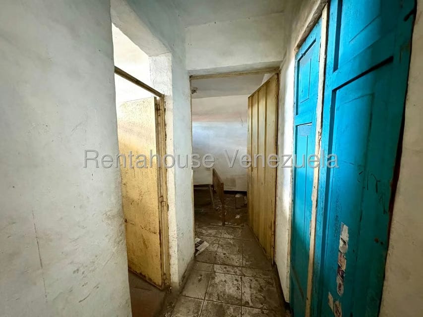 Comercial (Edificio) en Venta en Centro, Lara - 10