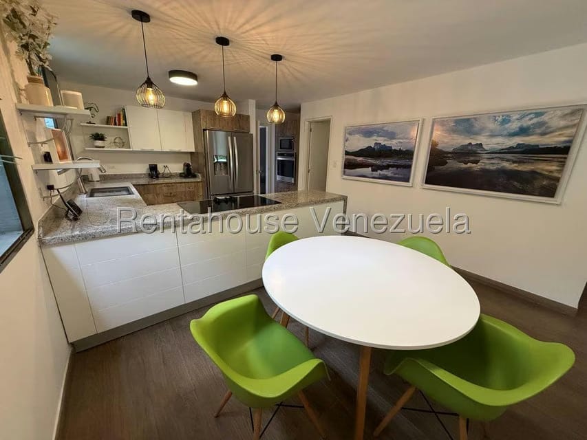 Casa (Duplex) en Venta en Colinas del Tamanaco, Distrito Metropolitano - 21