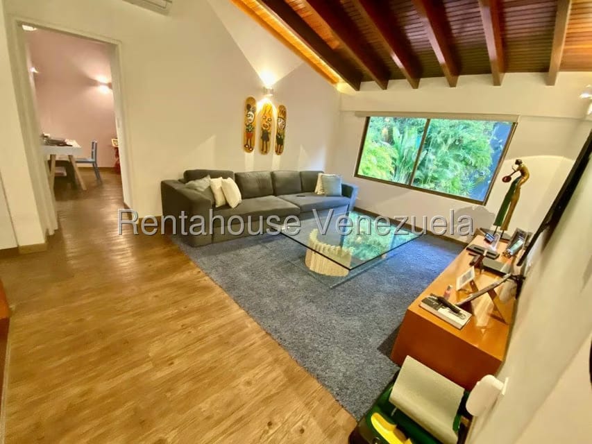 Casa (Duplex) en Venta en Colinas del Tamanaco, Distrito Metropolitano - 33