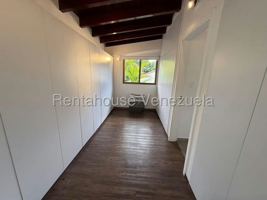 Casa (Duplex) en Venta en Colinas del Tamanaco, Distrito Metropolitano - 39
