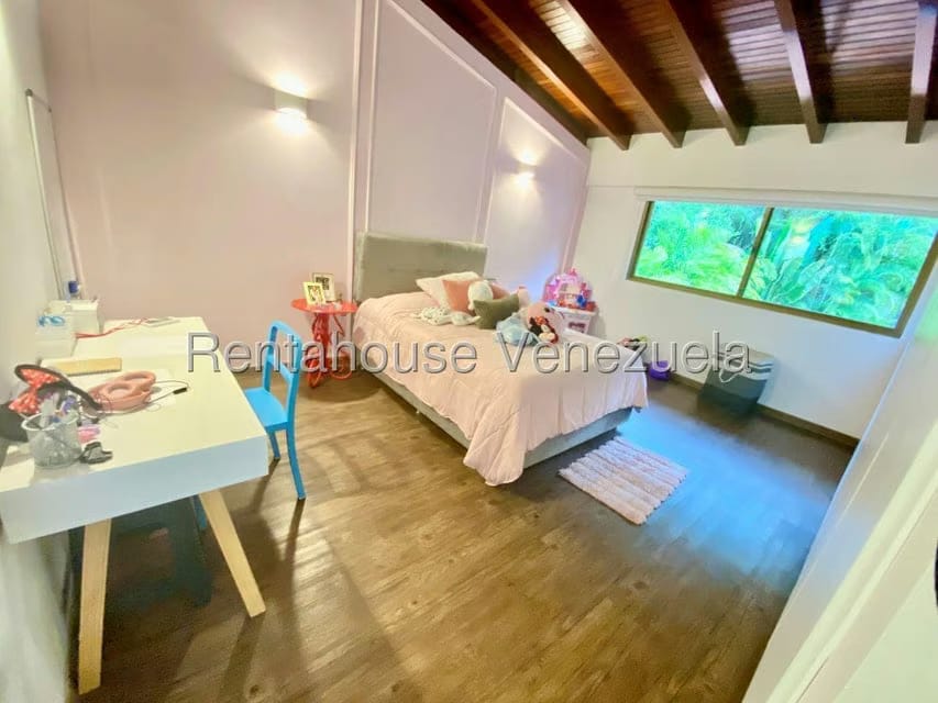 Casa (Duplex) en Venta en Colinas del Tamanaco, Distrito Metropolitano - 45