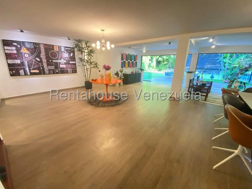 Casa (Duplex) en Venta en Colinas del Tamanaco, Distrito Metropolitano - 6
