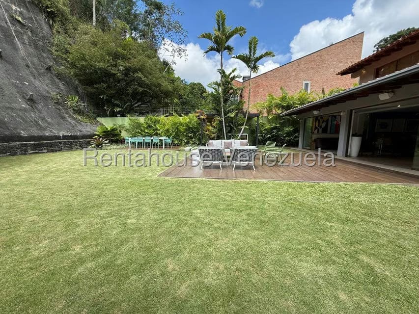 Casa (Duplex) en Venta en Colinas del Tamanaco, Distrito Metropolitano - 51