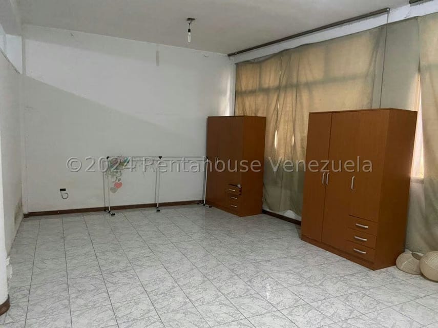 Casa (Multipes Niveles) en Venta en Los Samanes, Distrito Metropolitano - 11