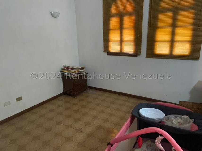 Casa (Multipes Niveles) en Venta en Los Samanes, Distrito Metropolitano - 16