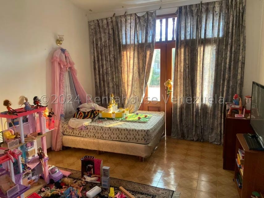 Casa (Multipes Niveles) en Venta en Los Samanes, Distrito Metropolitano - 29