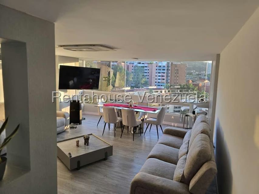 Apartamento (1 Nivel) en Venta en La Tahona, Distrito Metropolitano - 2