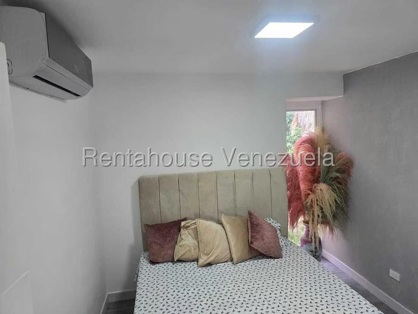 Apartamento (1 Nivel) en Venta en La Tahona, Distrito Metropolitano - 12