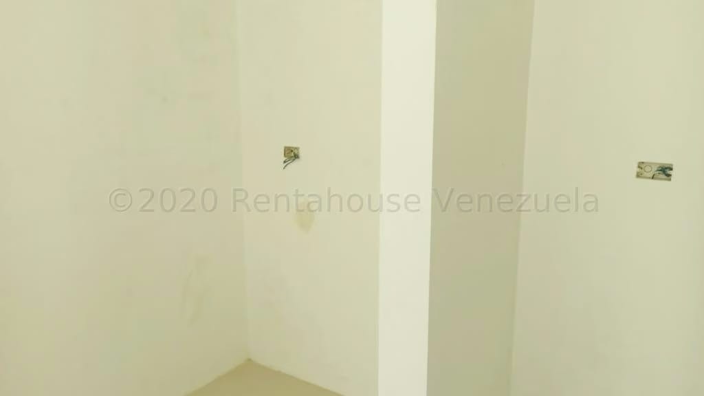 Apartamento (1 Nivel) en Venta en La Lagunita Country Club, Distrito Metropolitano - 17