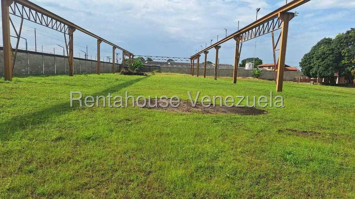 Comercial (Galpon - Deposito) en Alquiler en Avenida Bolivar, Merida - 18