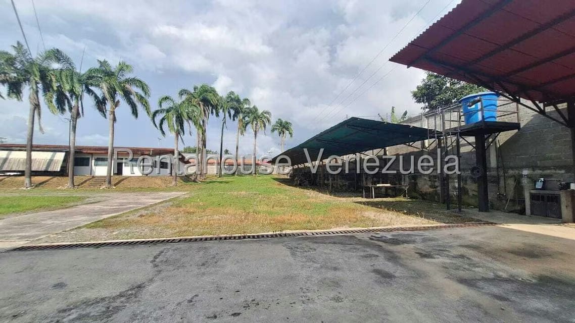 Comercial (Galpon - Deposito) en Alquiler en Avenida Bolivar, Merida - 9