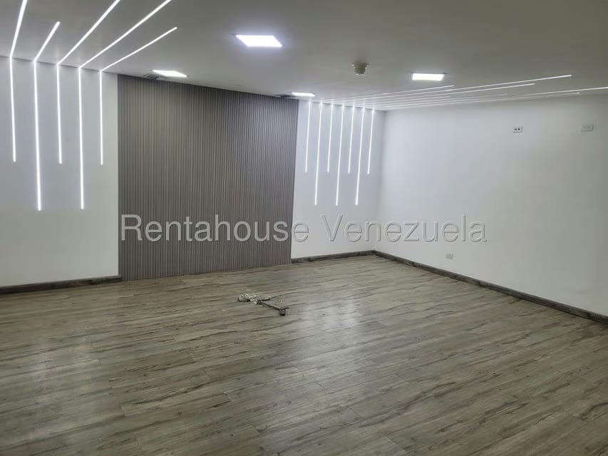 Comercial (Oficina) en Alquiler en Los Ruices, Distrito Metropolitano - 2
