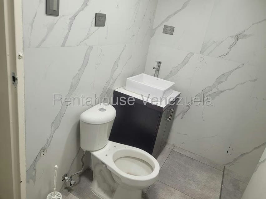 Comercial (Oficina) en Alquiler en Los Ruices, Distrito Metropolitano - 15