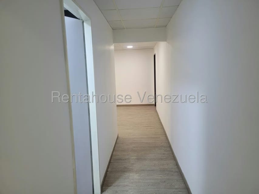 Comercial (Oficina) en Alquiler en Los Ruices, Distrito Metropolitano - 16