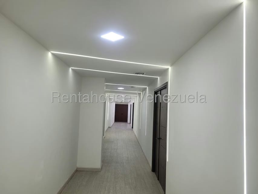 Comercial (Oficina) en Alquiler en Los Ruices, Distrito Metropolitano - 10