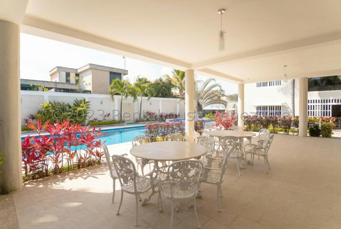 CASA EN VENTA-SELENE MARIN NOBREGA- MLS#23-24854 - 4