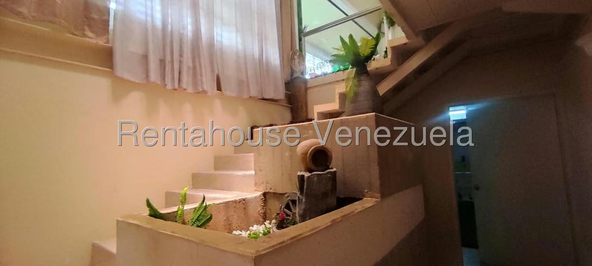 Casa (Duplex) en Venta en Los Anaucos, Miranda - 20