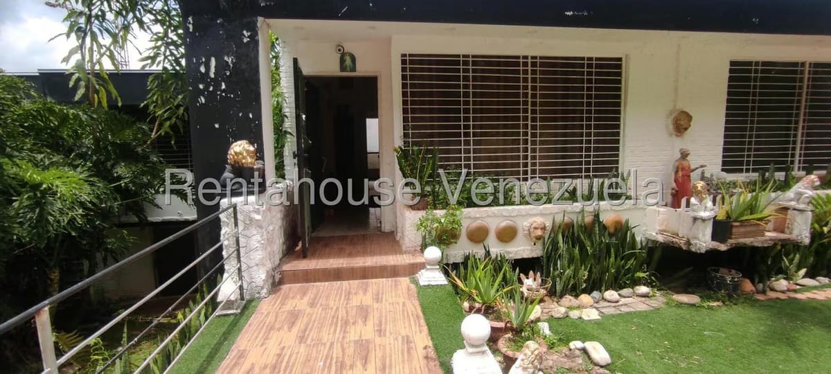 Casa (Duplex) en Venta en Los Anaucos, Miranda - 3